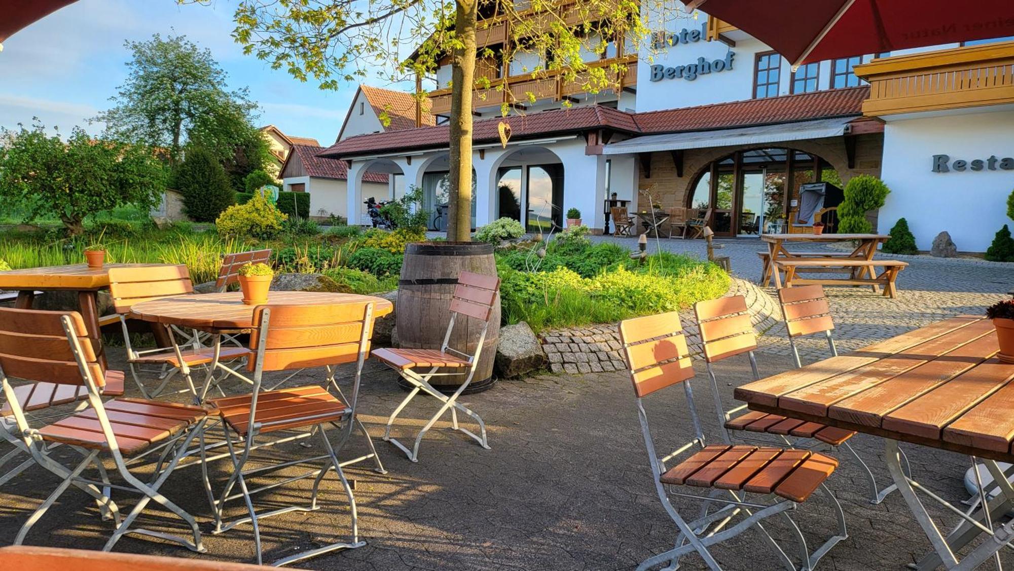 Hotel Berghof Petersberg (Hessen) Exterior foto